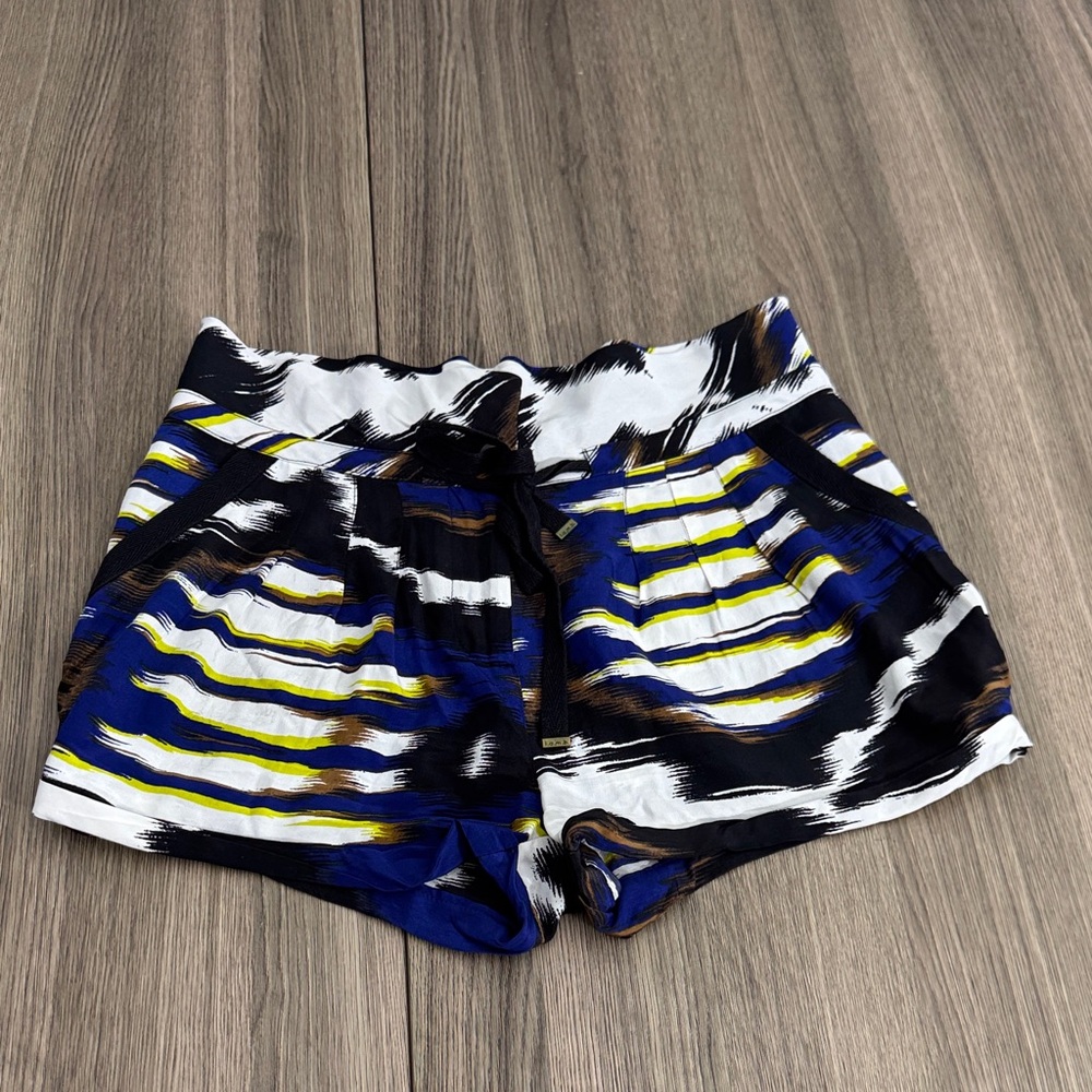 L.A.M.B Silk Printed Shorts Size 2 Abstract Blue Drawstring Waist Designer